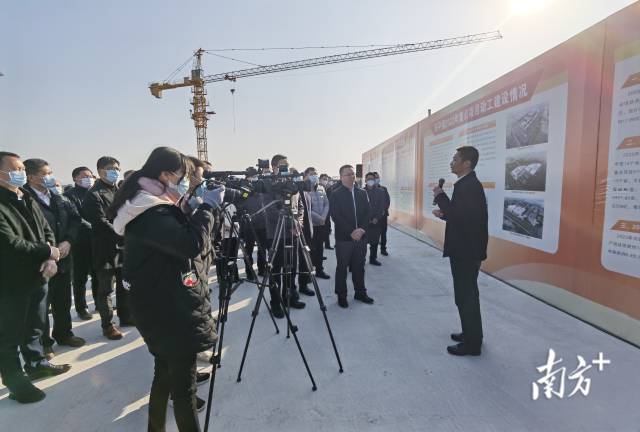 乐平镇柔性电子材料研发及生产基地项目建设现场。张秀蓝 摄