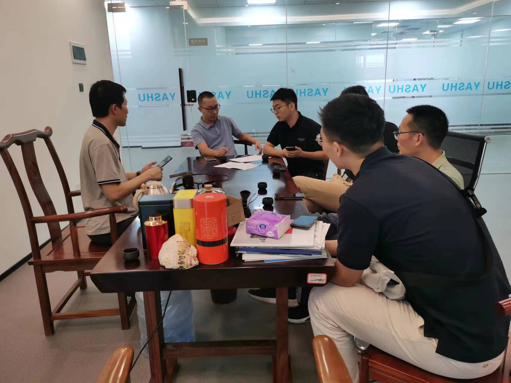 9月11日，带路演“电主轴”项目南科大周博士一行到亚数了解企业具体需求。 (2).jpg