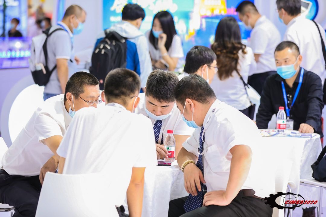 上届图片 (1).jpg