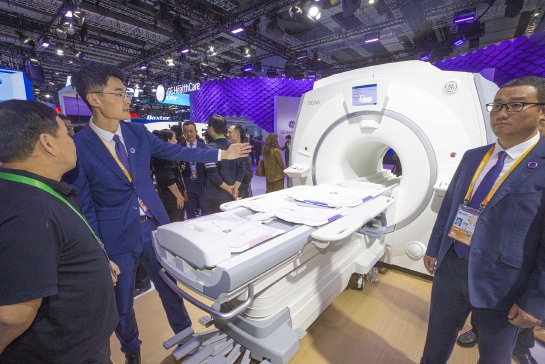 北京亦庄企业GE医疗展示公司产品.jpg