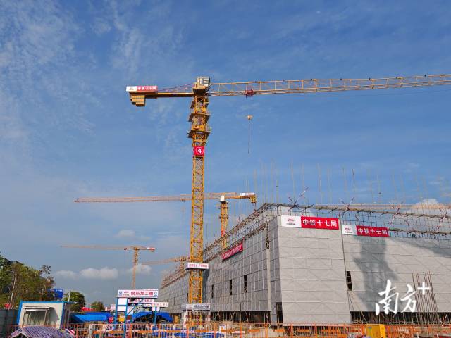 南沙科创中心生命健康产业园(二标)项目节后迎来复工。