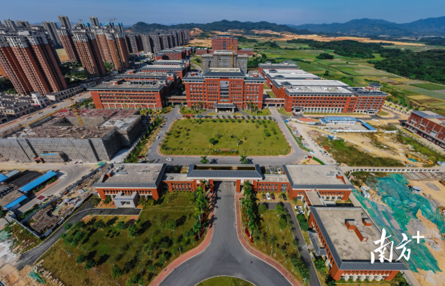 工信部电子五所。