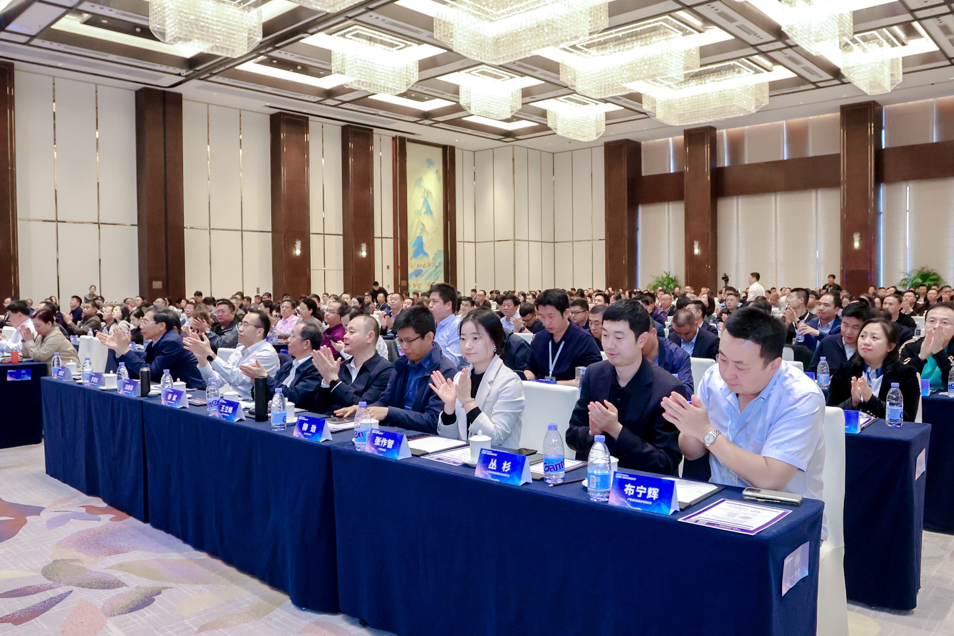 2023中招联合平台数智化生产力联盟启动，<a href=https://seo.huaxiataike.com target=_blank class=infotextkey>华夏泰科</a>入选首批联盟单位