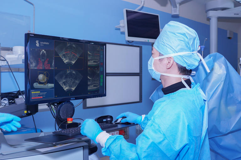 无创前列腺手术次日可出院！首个大湾区AI-HIFU培训中心落户广州和睦家医院