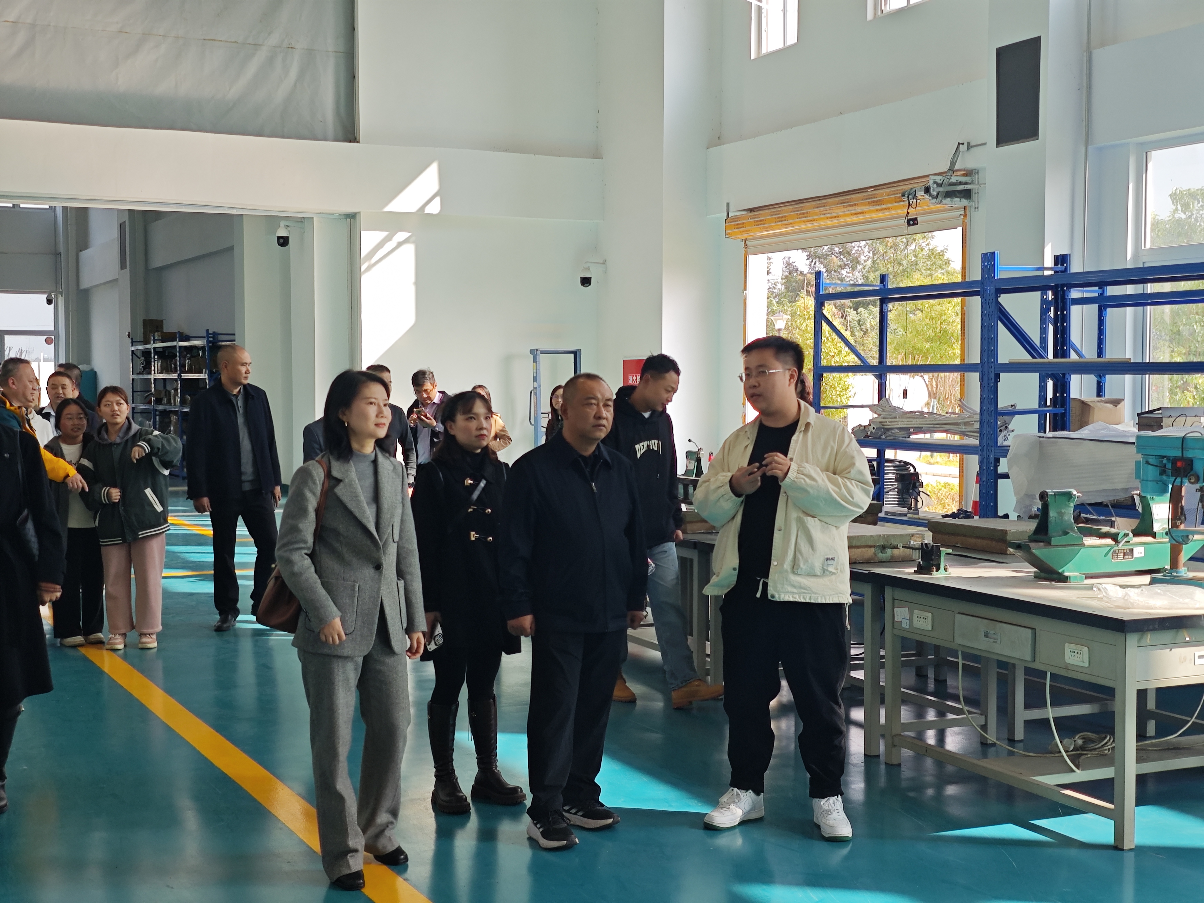 参观.jpg