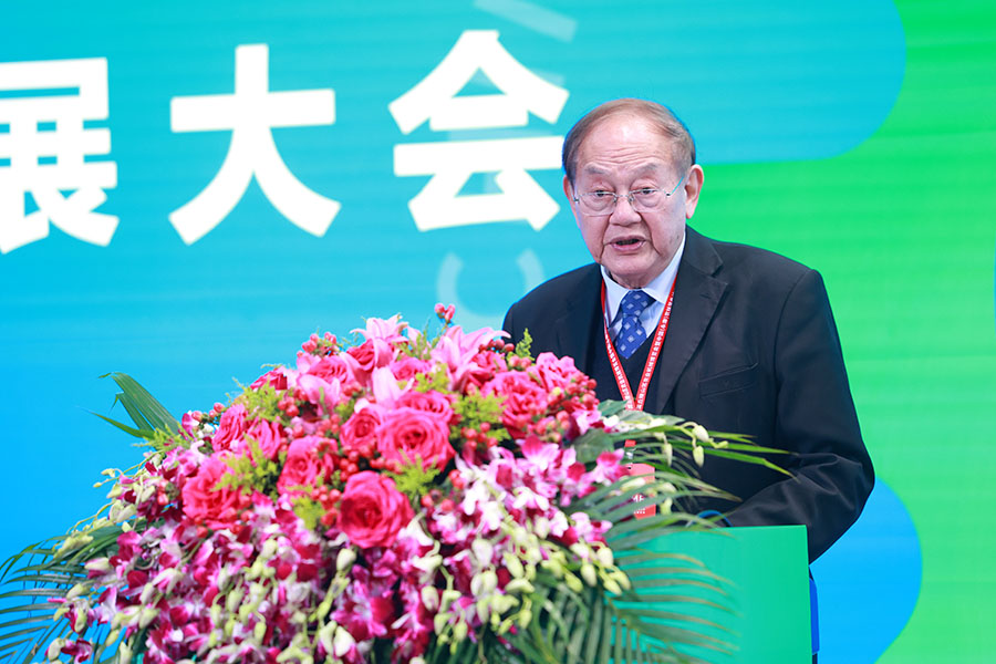 3.罗锡文致辞 拷贝.jpg